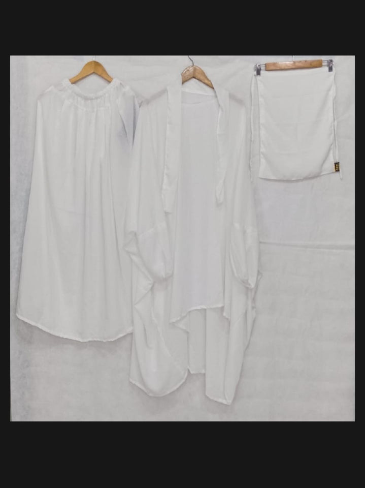 3 PIECE nikab JILBAB SKIRT SIZE Nikab 10 inch weidth 12 inch length  JILBAB LENGTH 39 INCH CHEST FREE SIZE SKIRT LENGTH 39 INCH waist 28 to 40 inch stachable Bottom (gehra) 120 inch Stuff jorjet (manjan) thick stuff jilbab abaya